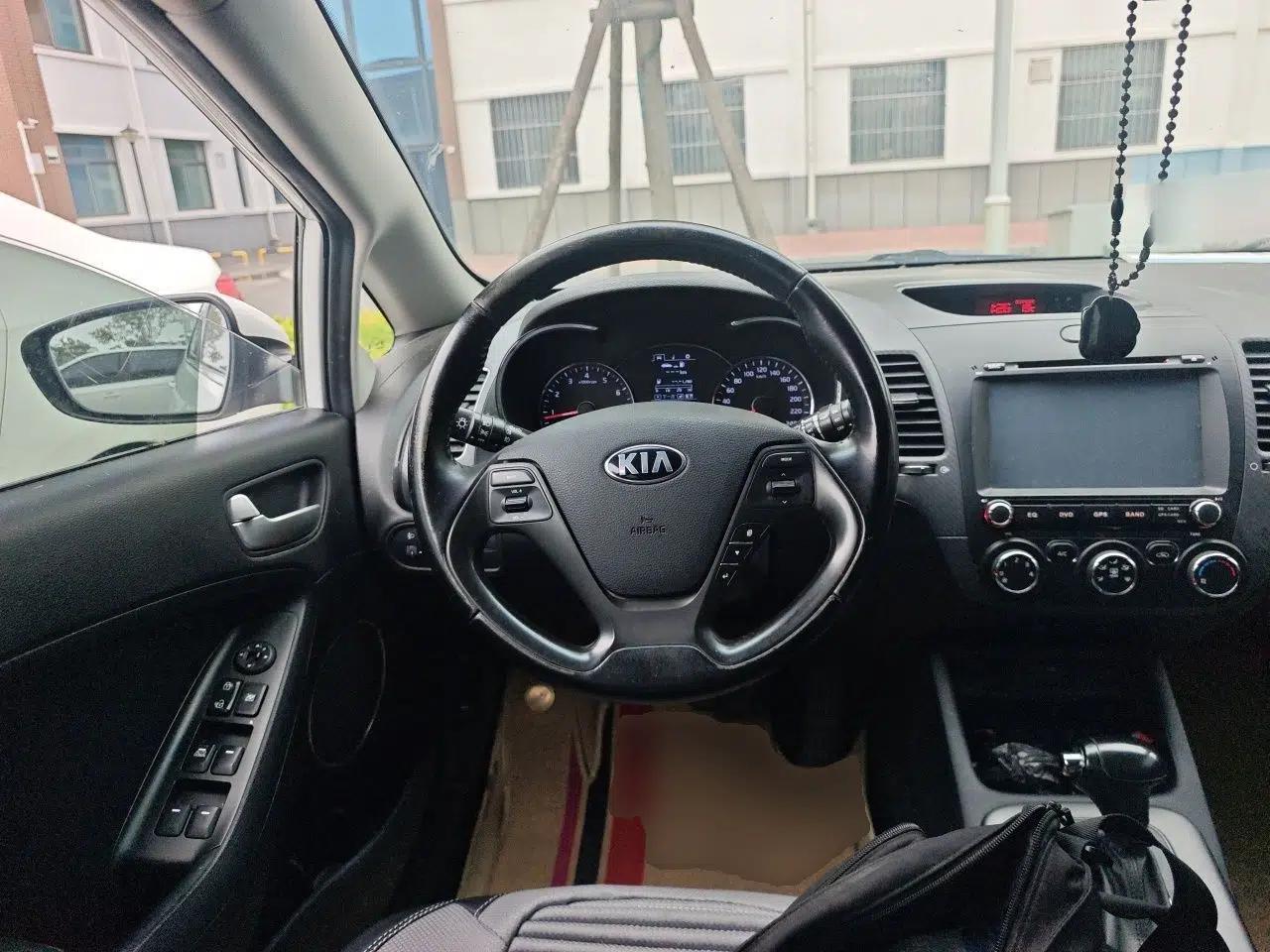 Kia K3S 2014 1.6L Automatic GLS — миниатюра 11