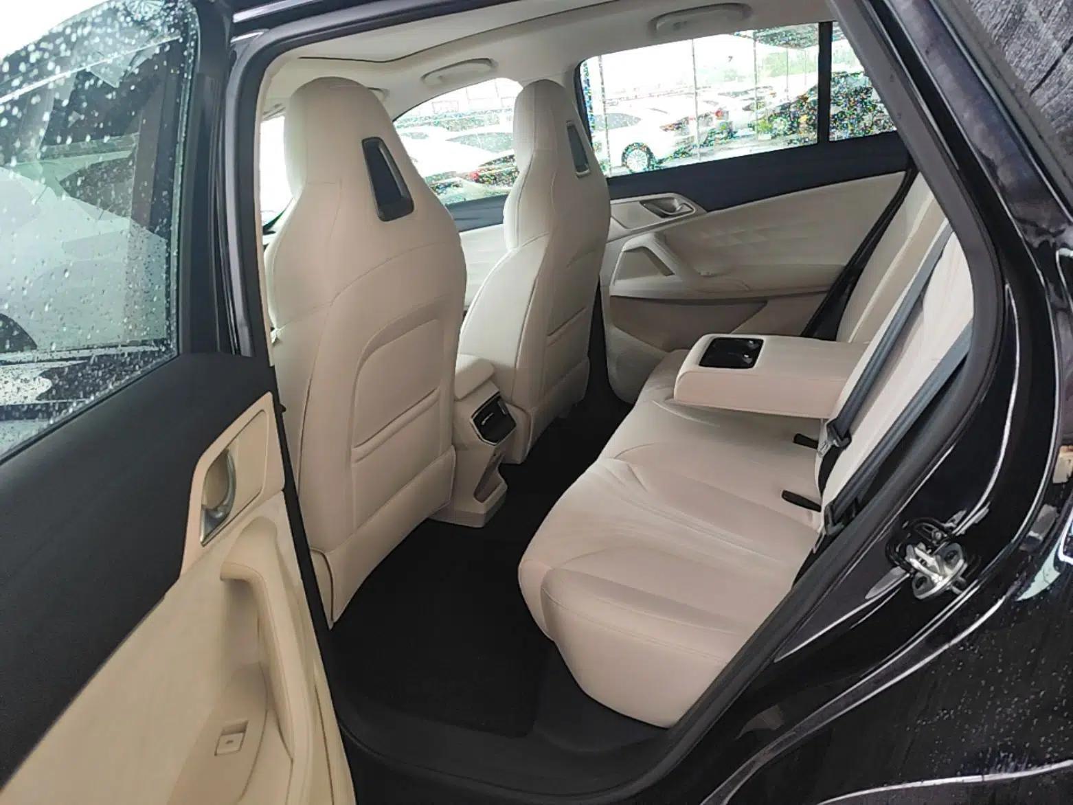 Roewe D5X DMH 2024 135 Tech Edition — миниатюра 19