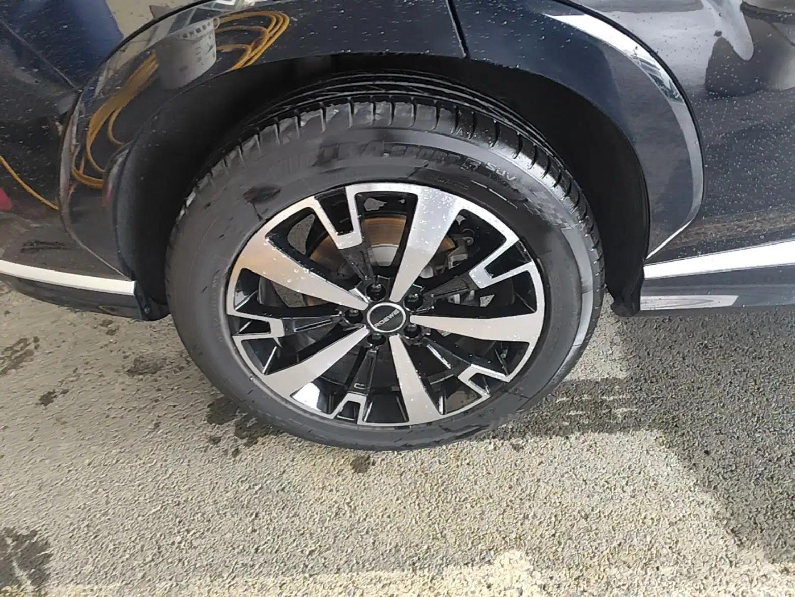Roewe D5X DMH 2024 135 Tech Edition — миниатюра 10