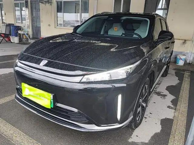 Roewe D5X DMH 2024 135 Tech Edition