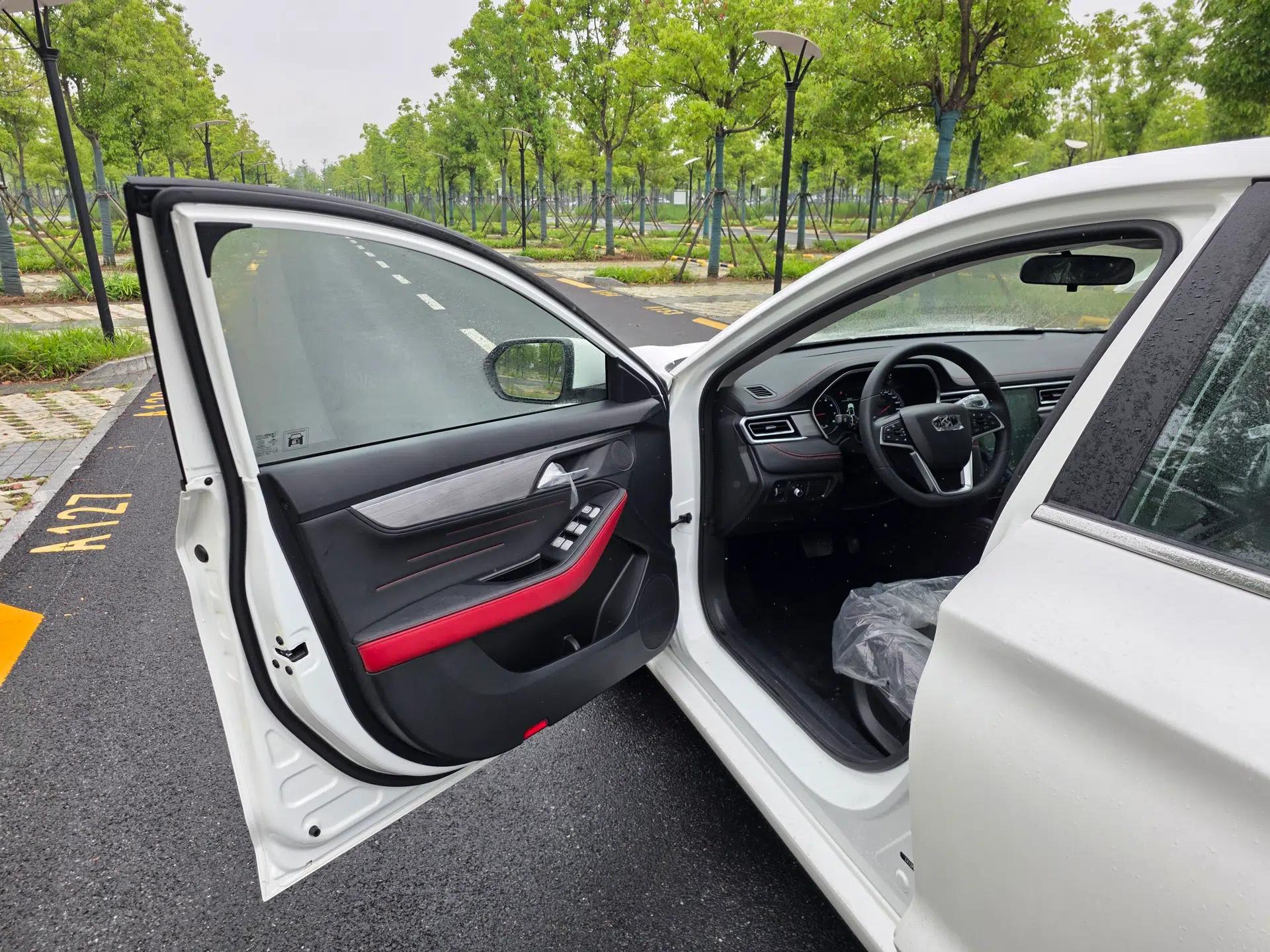 SOL A5 2022 1.5T CVT Youth Edition — миниатюра 23