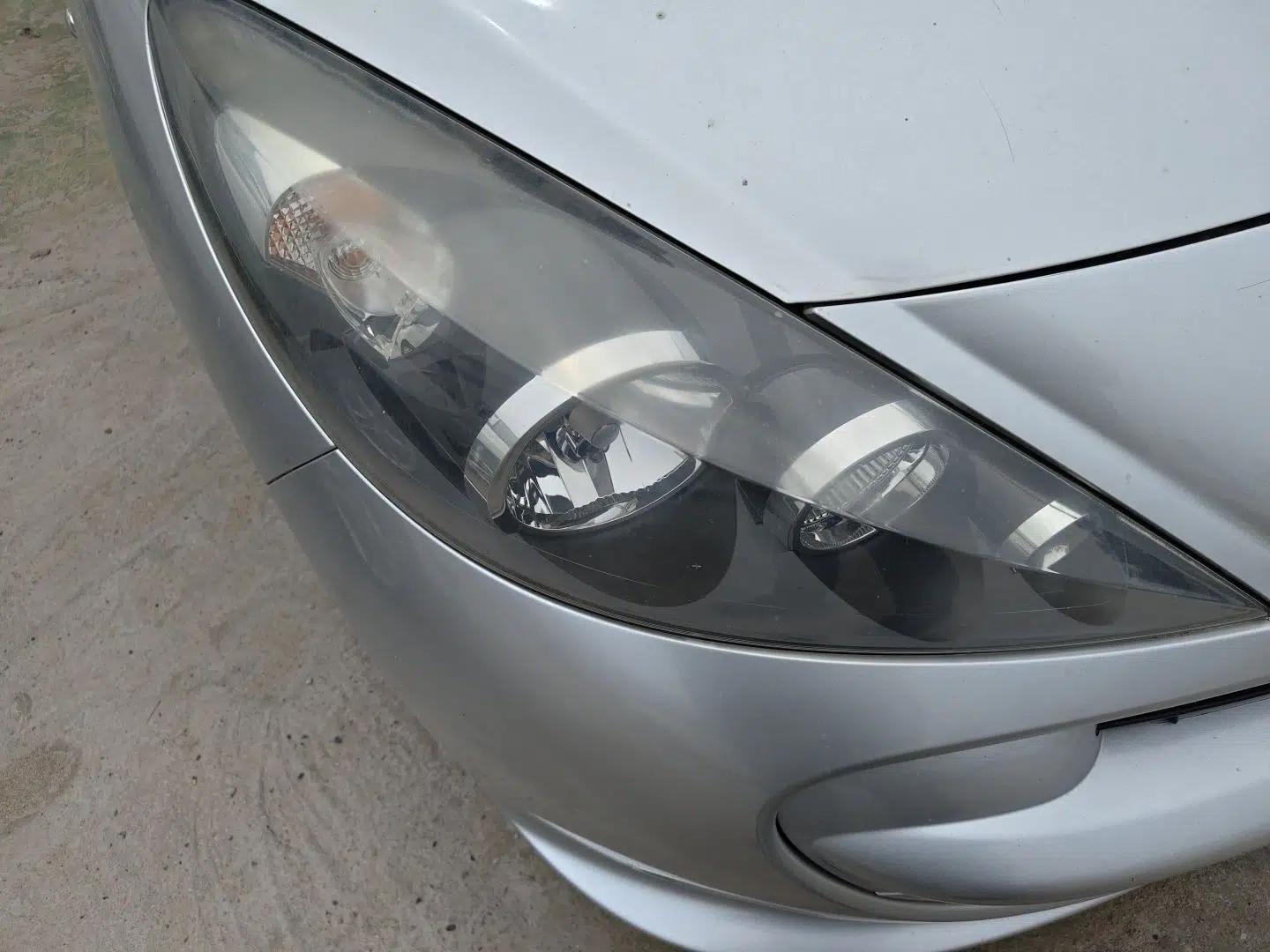 Peugeot 207 2011 Hatchback 1.4L Manual Yule Edition — миниатюра 7