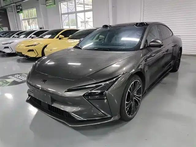 Zhiji L7 2024 MAX Ultra-Long Range Edition