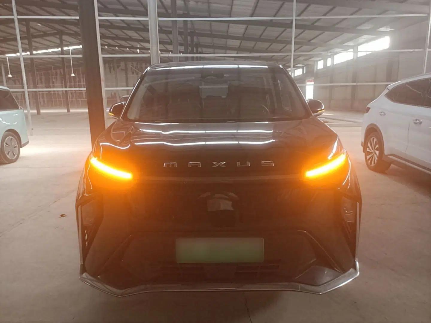 Used SAIC MAXUS Dajia 9 2022 Long-Range Oasis 7-Seater Version — миниатюра 2