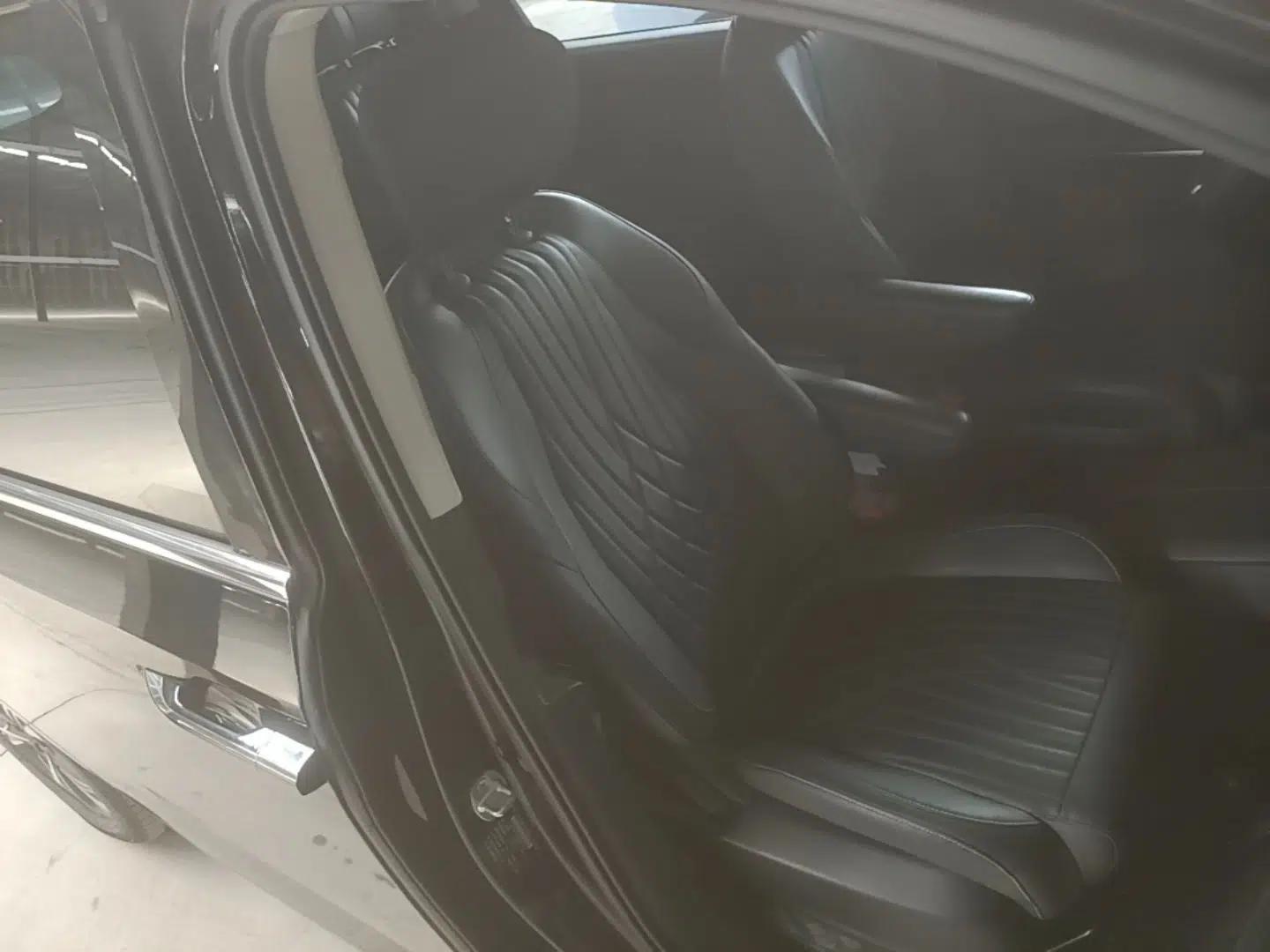 Used SAIC MAXUS Dajia 9 2022 Long-Range Oasis 7-Seater Version — миниатюра 19