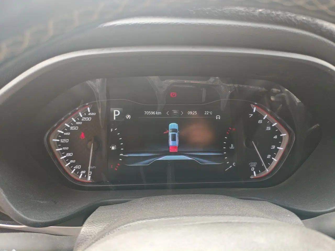Used SAIC MAXUS D90 2017 2.0T Automatic All-Wheel Drive Sirius — миниатюра 11