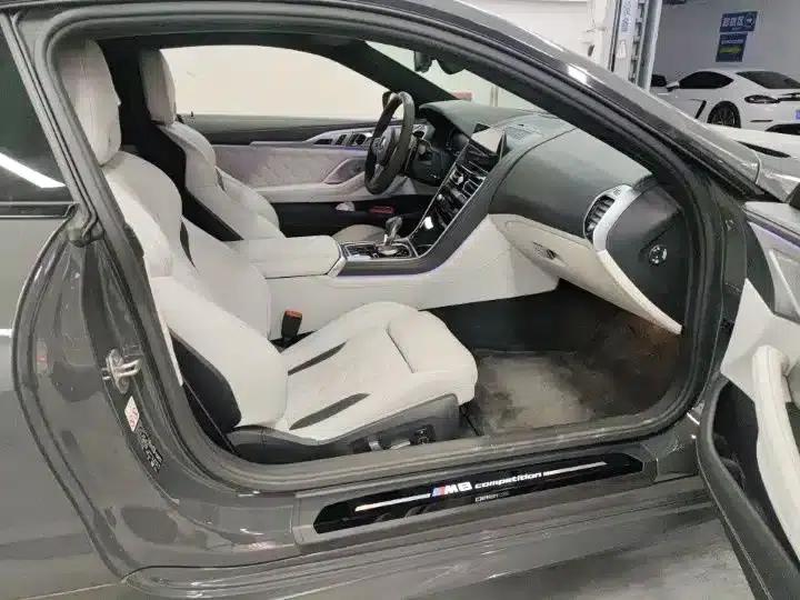 2022 BMW M8 Coupe Competition — миниатюра 8