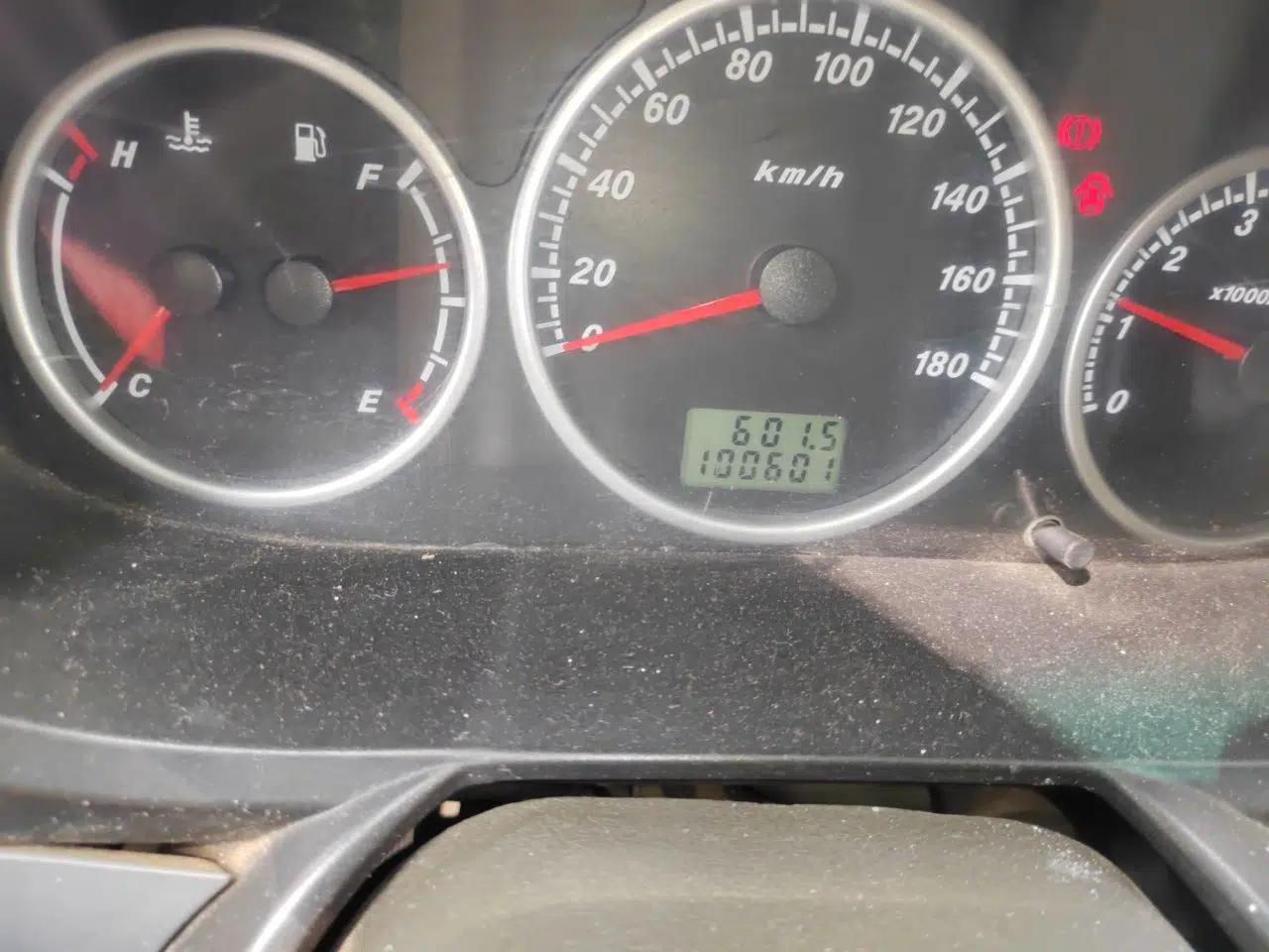 Used Foton Scenic 2014 2.0L Express Classic Long-Wheelbase High-Roof Model 491EQ4A — миниатюра 12