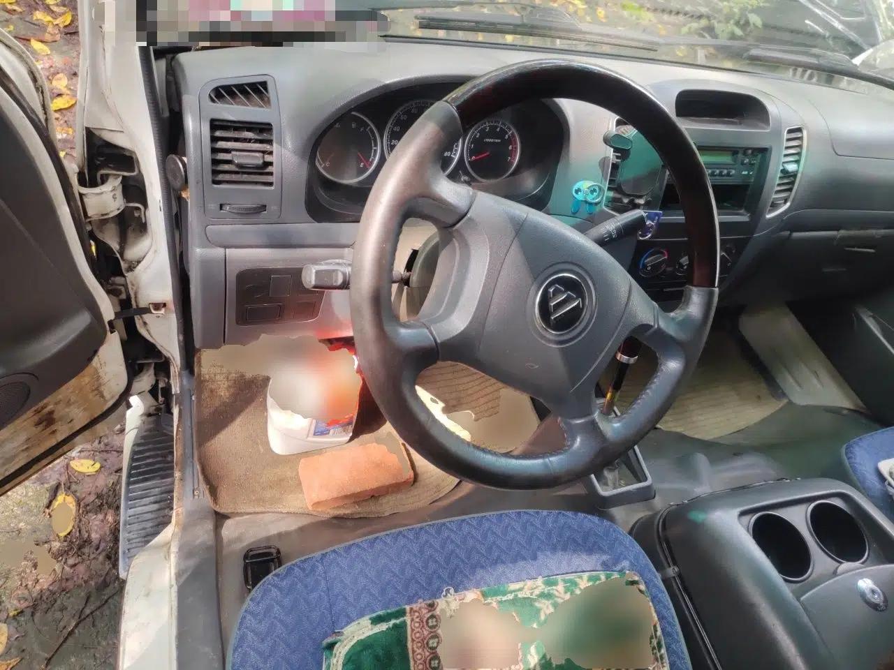 Used Foton Scenic 2014 2.0L Express Classic Long-Wheelbase High-Roof Model 491EQ4A — миниатюра 10