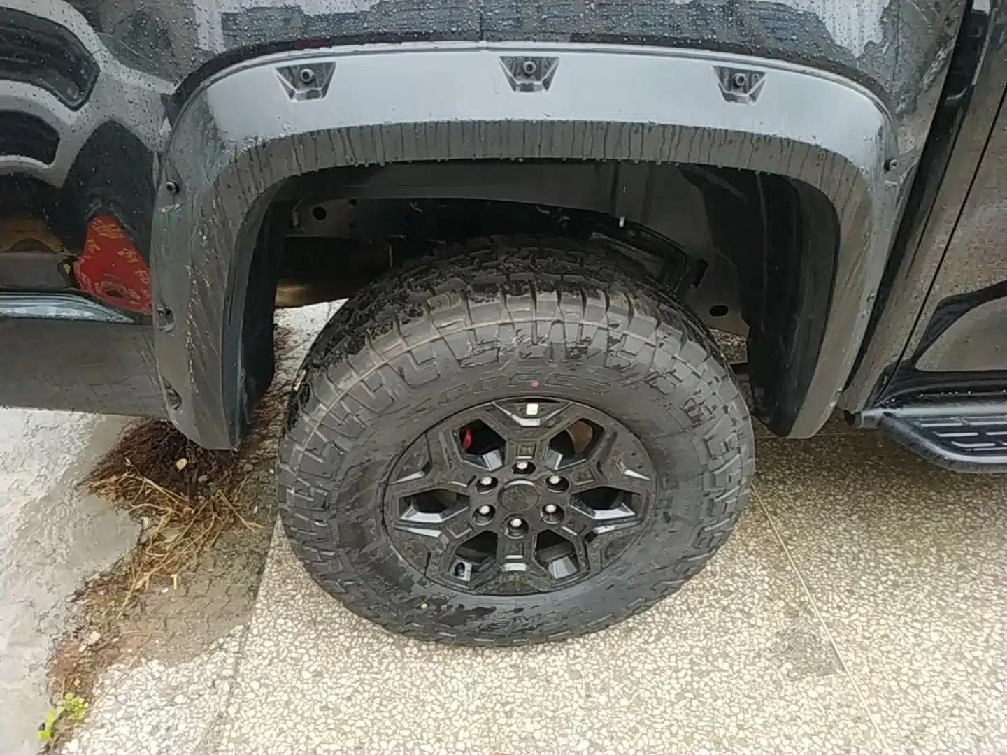 Used JMC DaDao 2024 Gantaner 2.3T Diesel Automatic 4x4 Boundless Edition — миниатюра 11