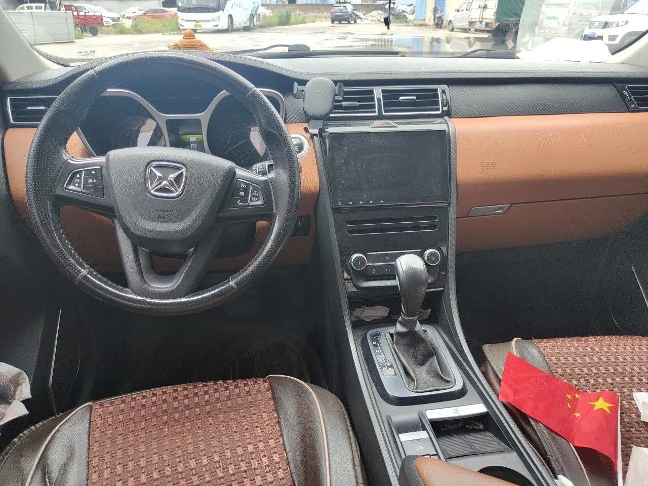 Used JMC Yusheng S330 2016 1.5L GTDi Automatic Two-Wheel Drive Prestige Edition — миниатюра 9