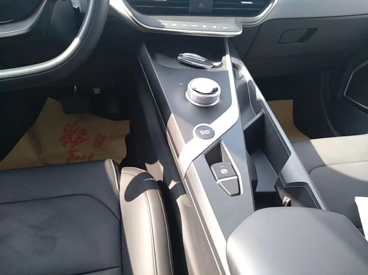 Used Geometry A 2024 500KM Travel Edition — миниатюра 16