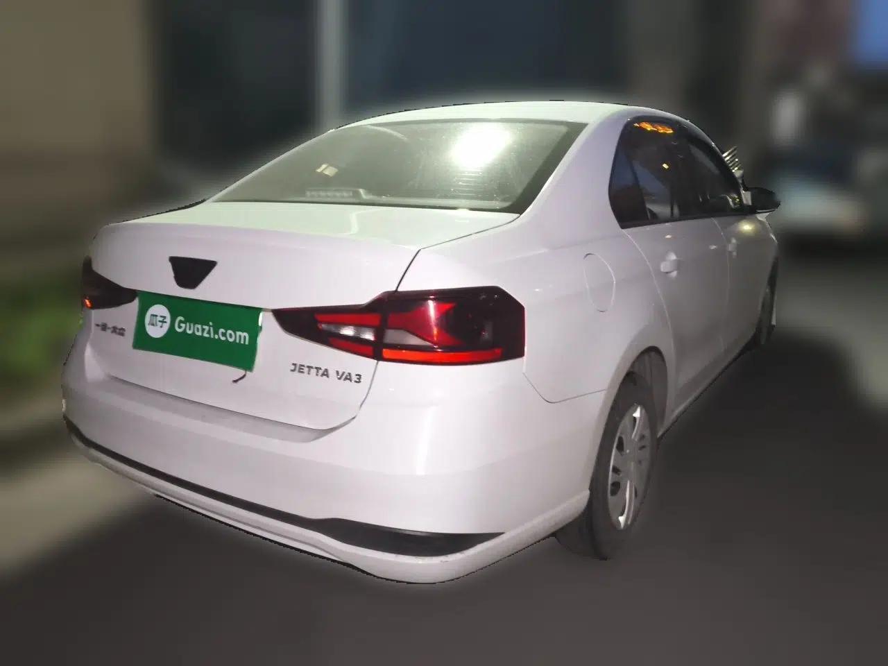 Used Jetta VA3 2021 1.5L Manual Entry-Level Version — миниатюра 6