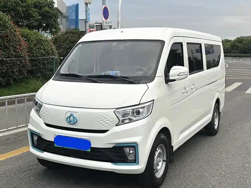 CrossStar V5 EV 2025 Model, 259km/h, Luxury Bus, 6 Seats, 38.64kWh — миниатюра 1