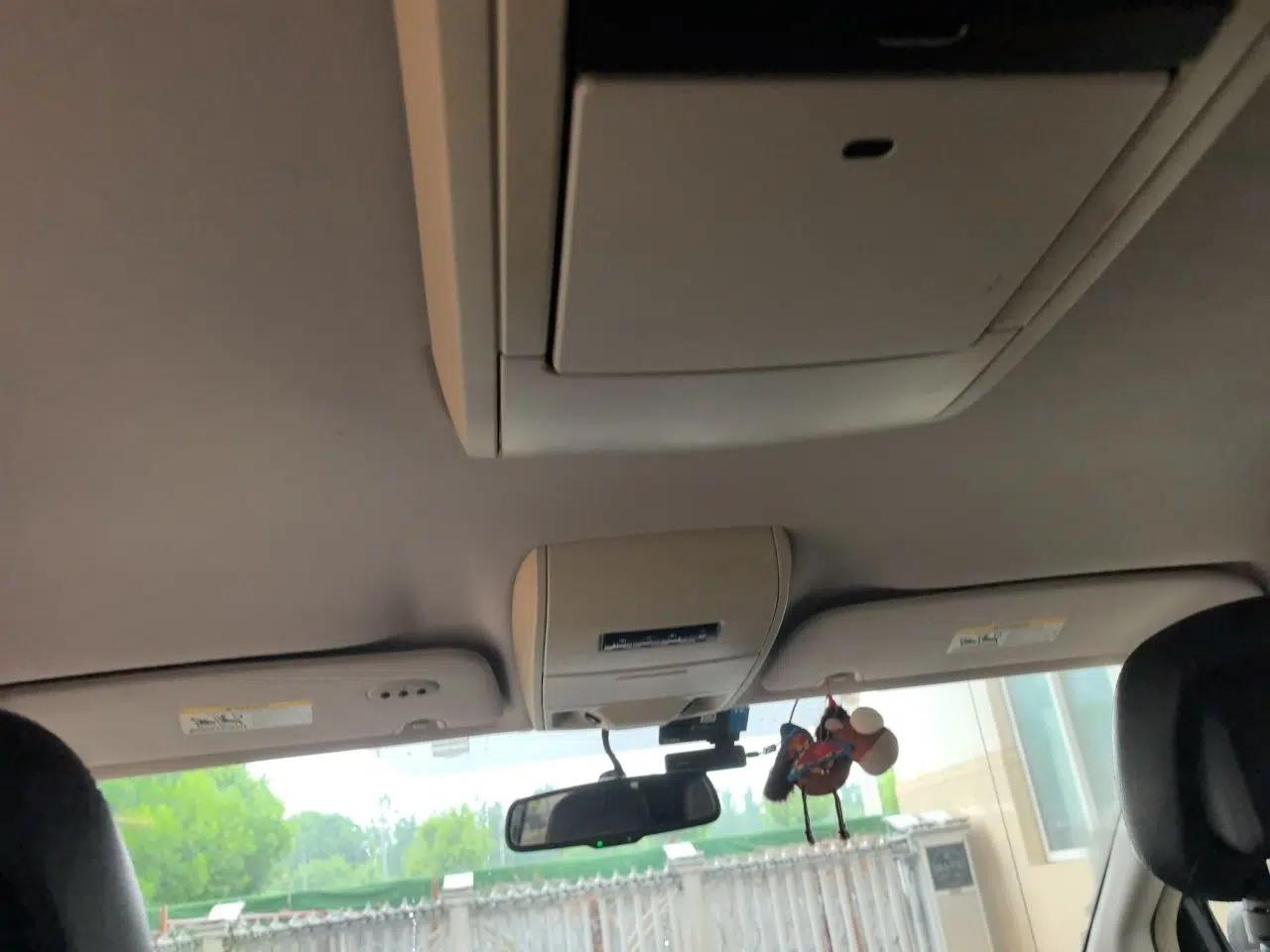 Used Chrysler Grand Voyager  — миниатюра 18