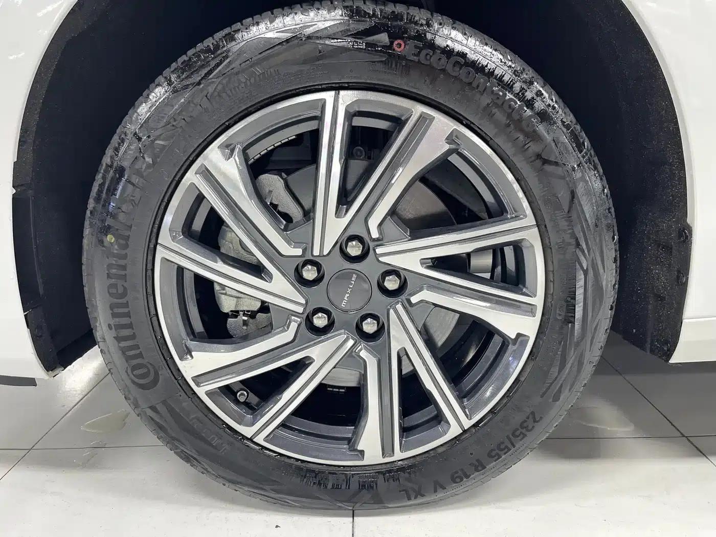 Everyone 9 2025 Super Hybrid Long Range Forest Edition 7-Seater — миниатюра 11