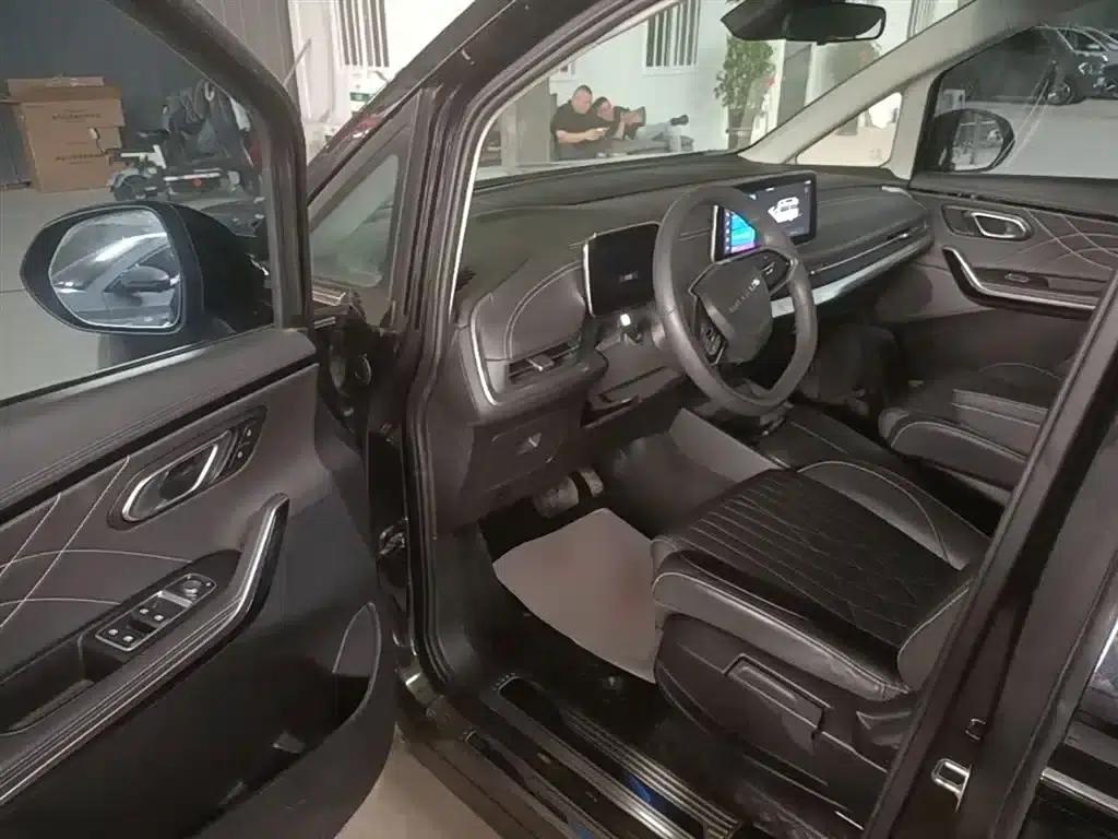 Everyone 9 2022 Long Range Oasis 7-Seater Edition — миниатюра 16