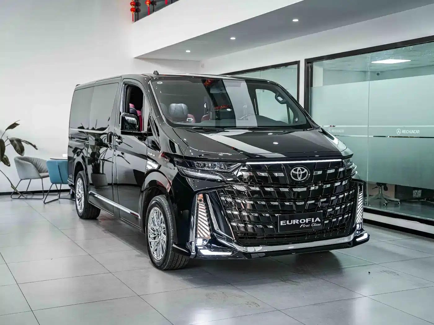 2026 HIACE 3.5L Automatic — миниатюра 2