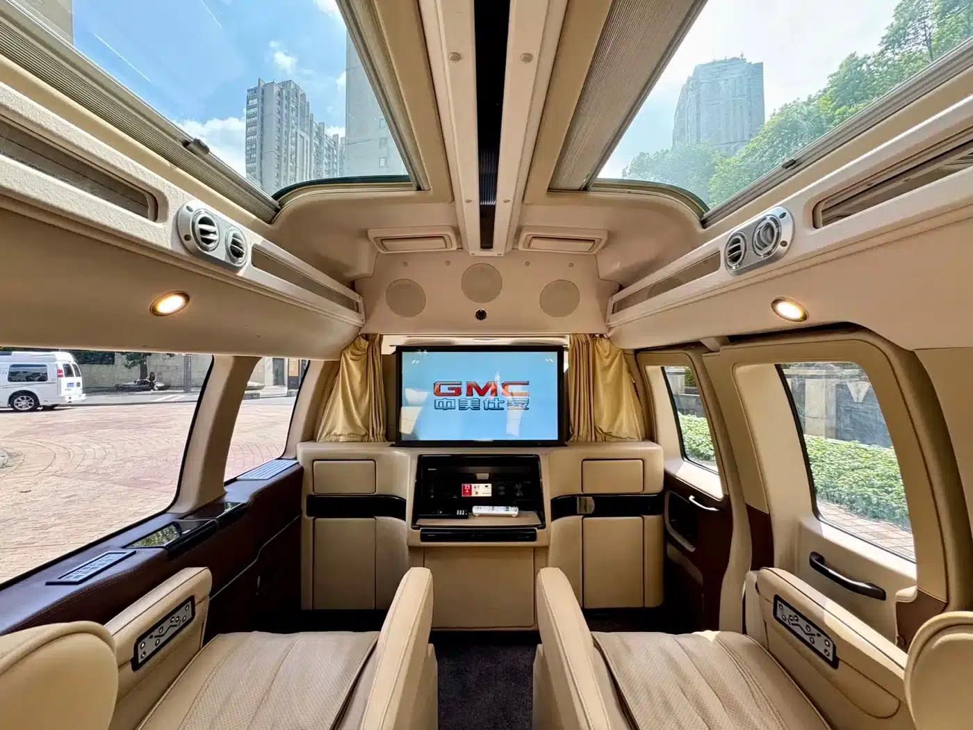 2018 SAVANA 6.0L 2500s Supreme Edition — миниатюра 12