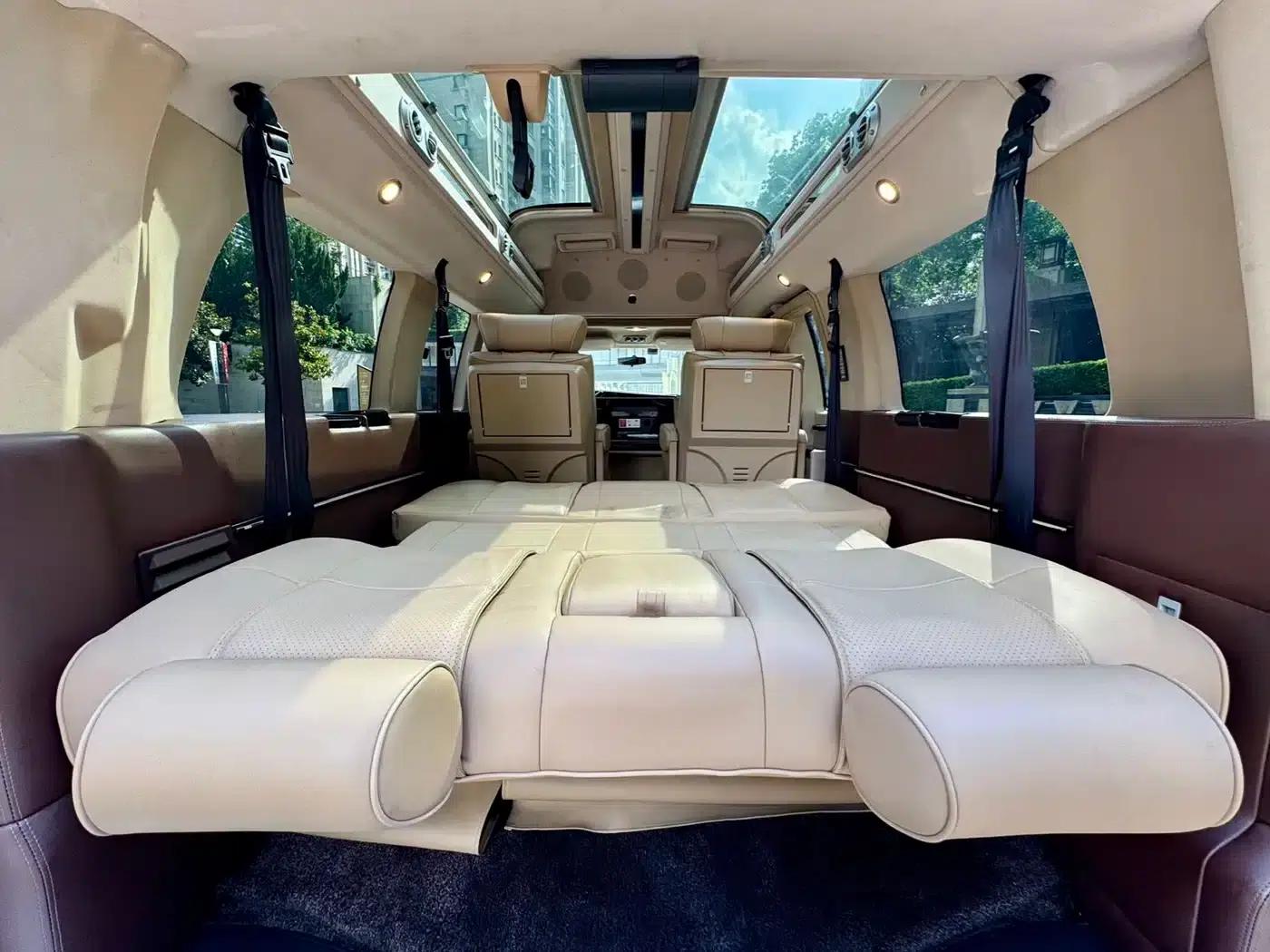 2018 SAVANA 6.0L 2500s Supreme Edition — миниатюра 14