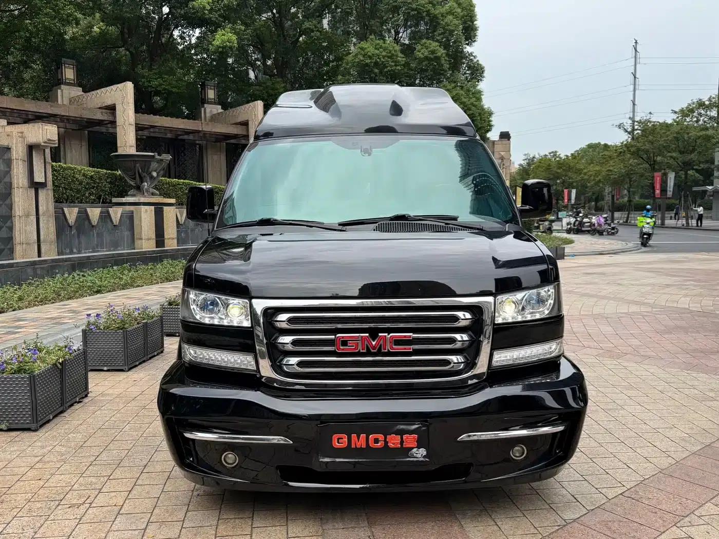 2020 SAVANA 6.0L G760 Elegant Supreme Edition — миниатюра 2