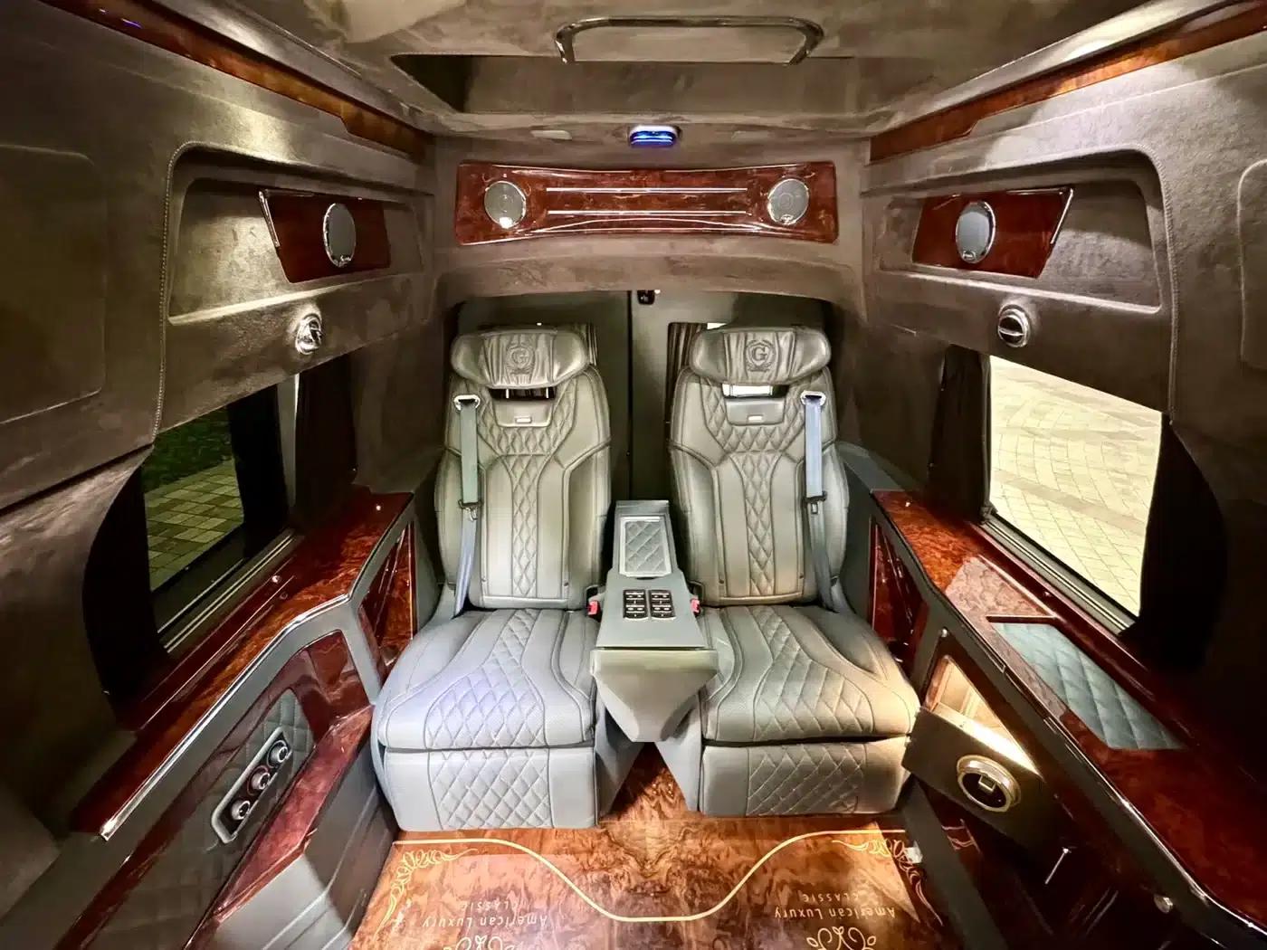 2020 SAVANA 6.0L G760 Elegant Supreme Edition — миниатюра 14
