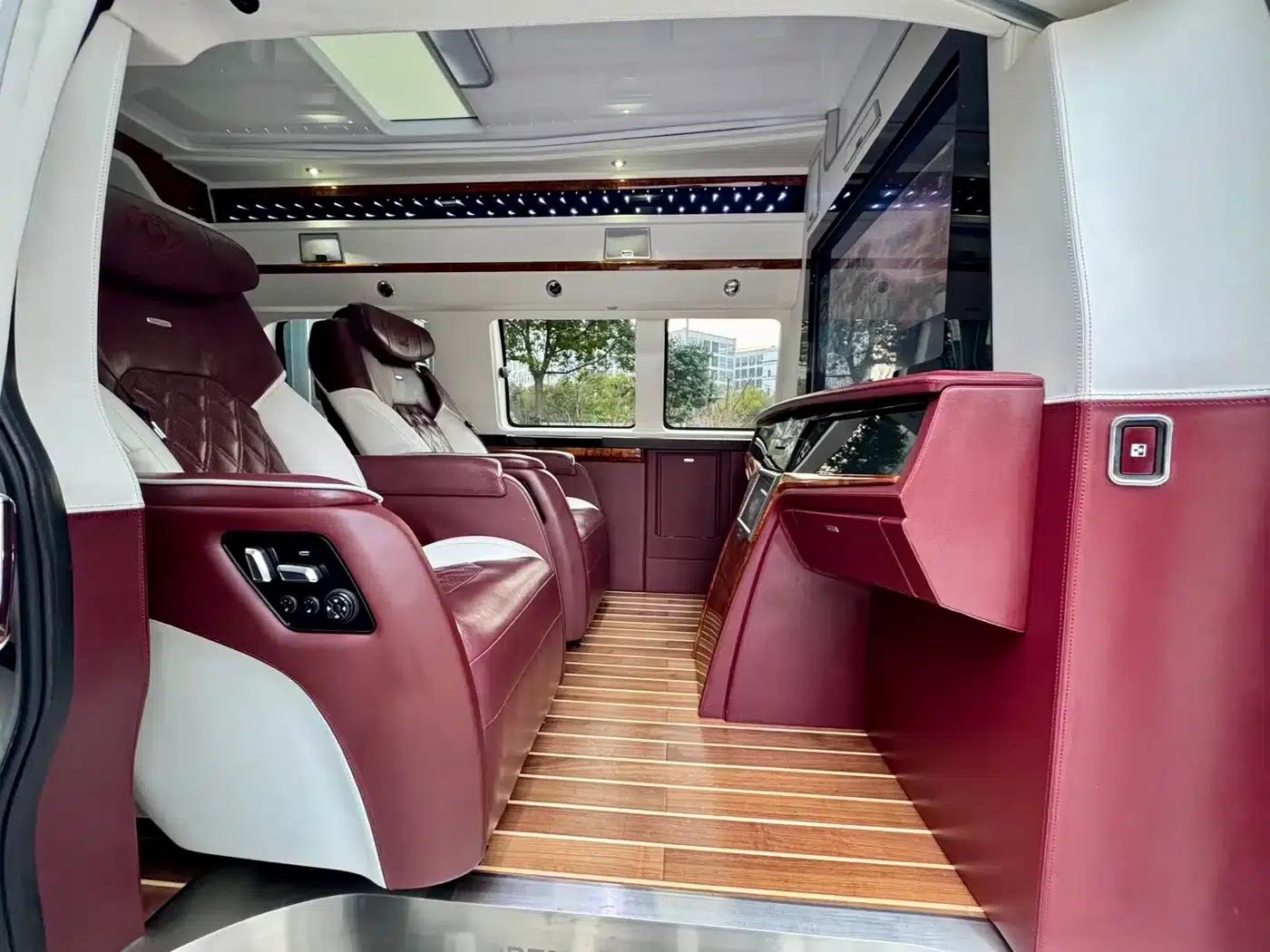 2016 SAVANA 5.3L G660S 4WD Elegant Collection Edition — миниатюра 10