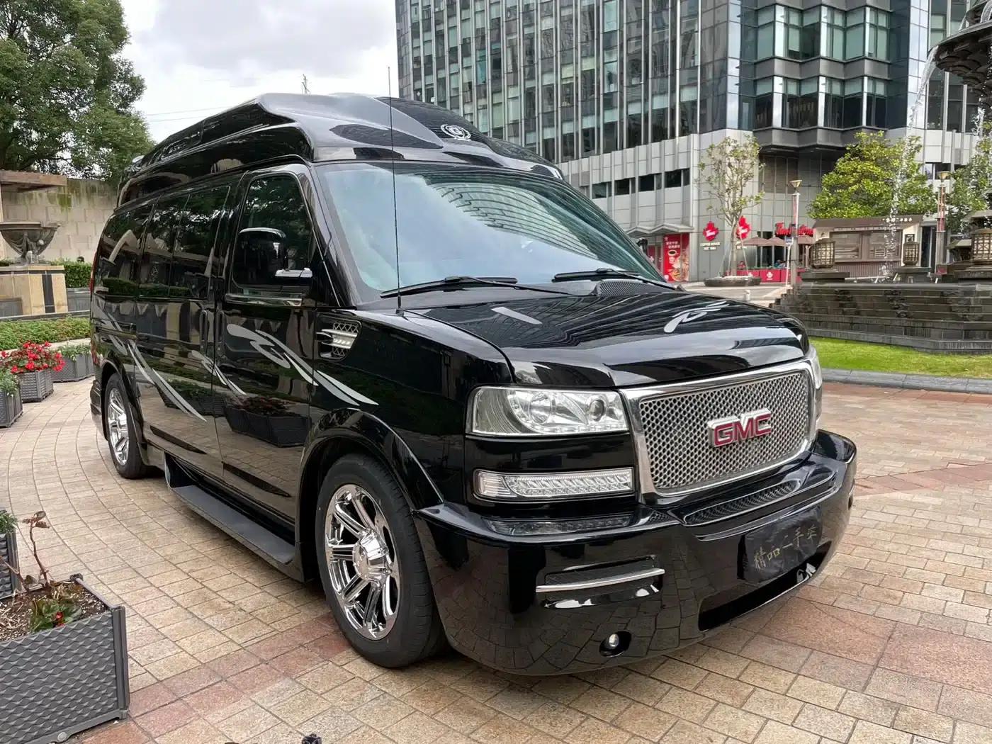 2015 SAVANA 5.3L G660S 4WD Luxury Edition — миниатюра 3