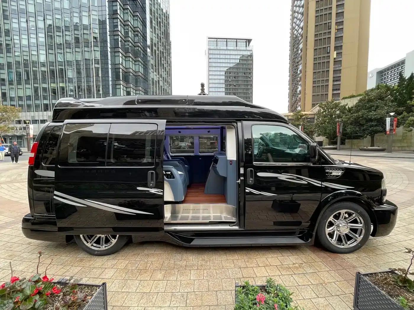 2015 SAVANA 5.3L G660S 4WD Luxury Edition — миниатюра 9