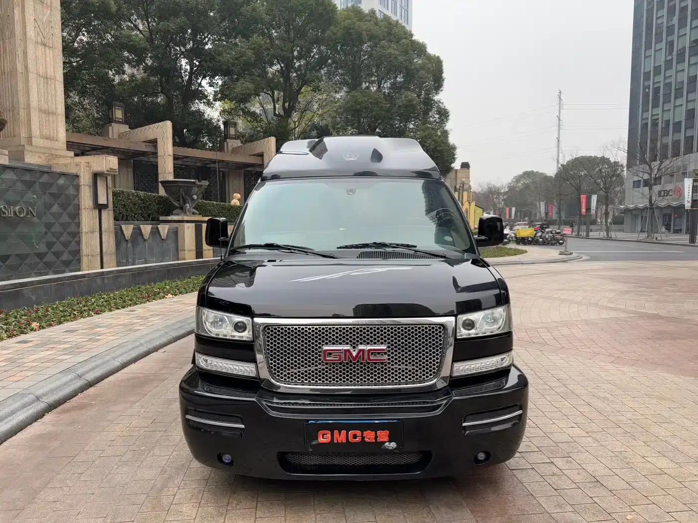 2017 SAVANA G660 Luxury Edition — миниатюра 2