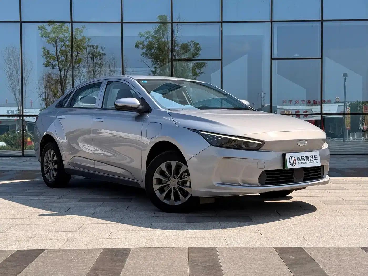 Geely Geometry A 2024 Model 410KM Travel Edition — миниатюра 3