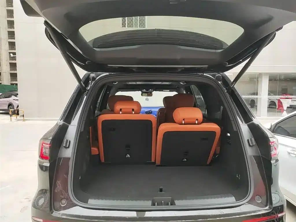 Galaxy M9 2025 210km/h AWD Navigator Edition — миниатюра 19