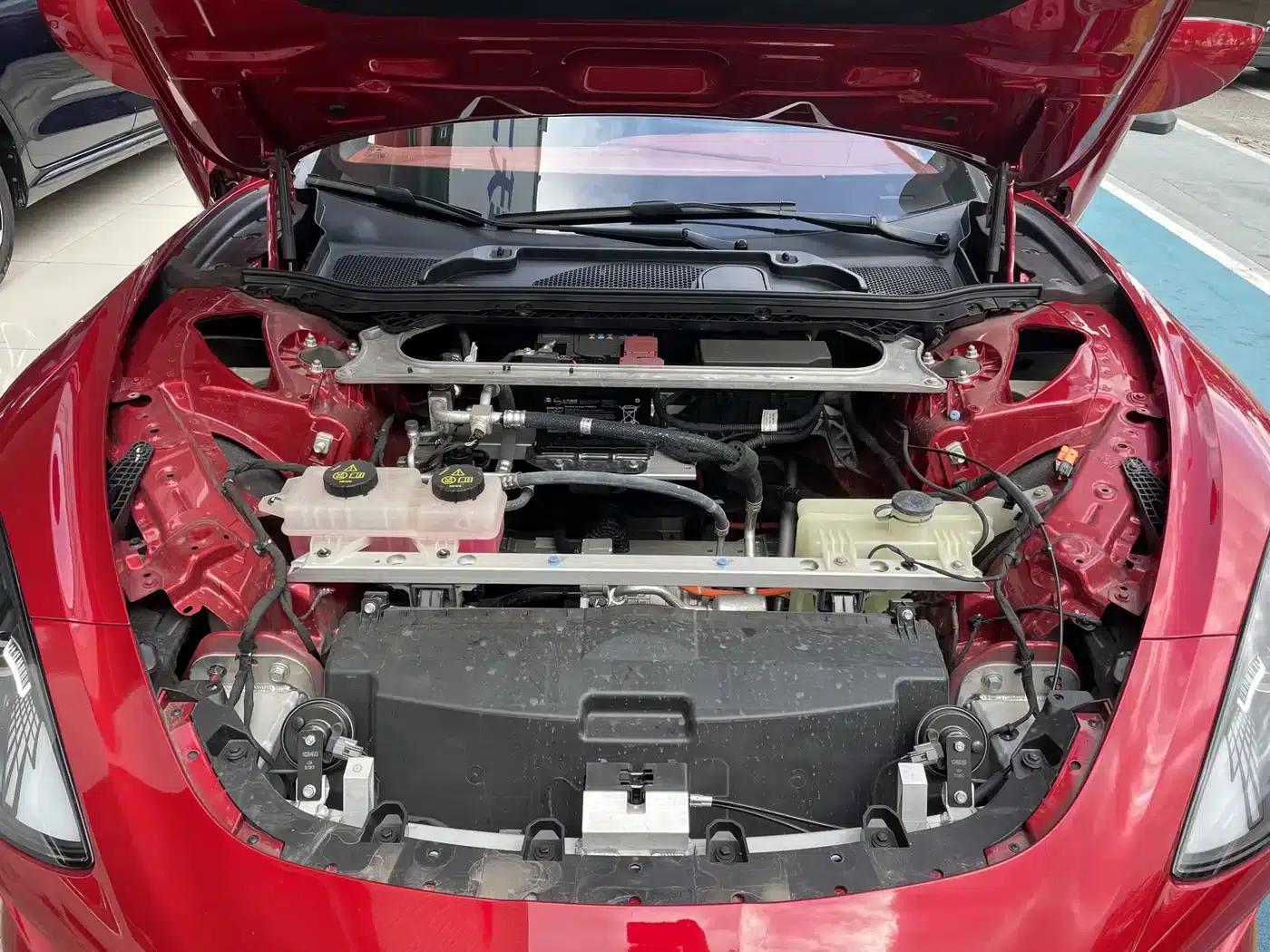2024 MG Cyberster 501km Charming Edition — миниатюра 13