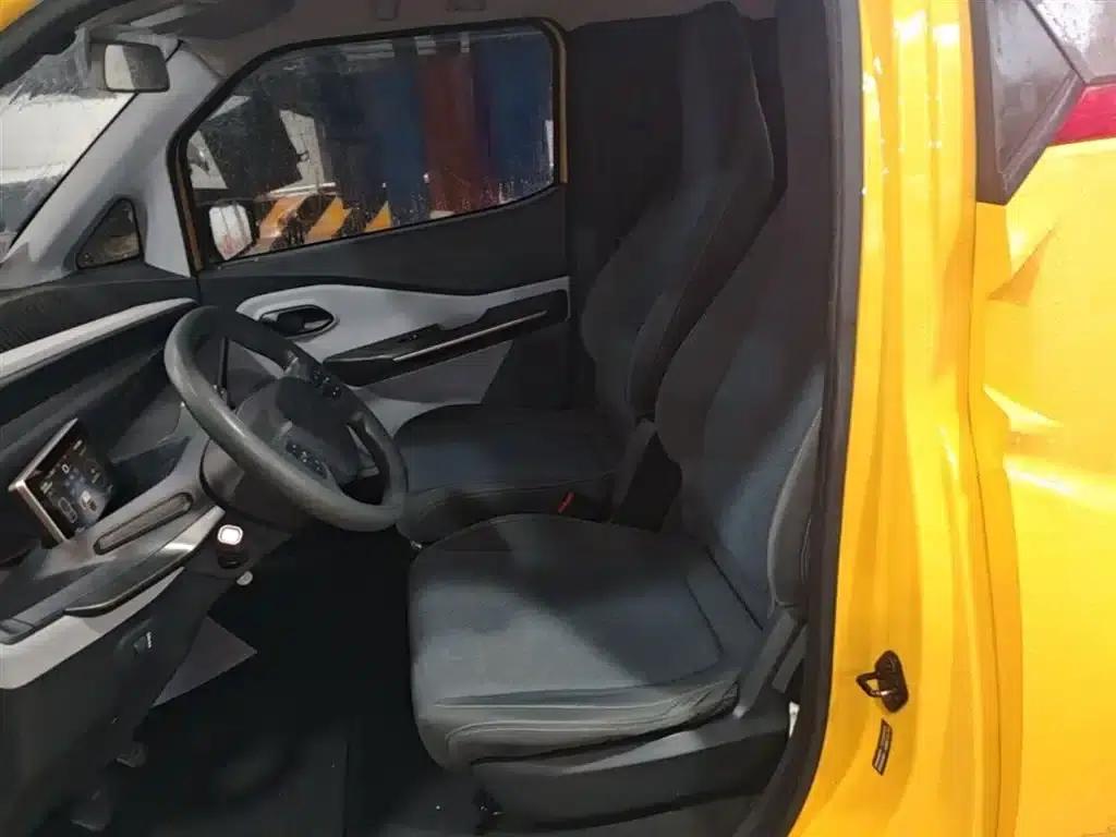 Wuling NanoEV 2021 Fun Edition — миниатюра 15