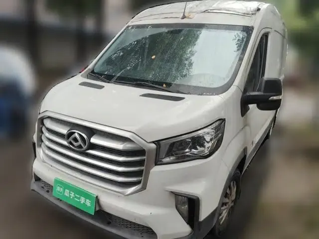 Used SAIC MAXUS Xintu V90 2022 2.0T Manual VAN Rear-Drive Long Wheelbase High Roof Single Rear Tire 3-Seater