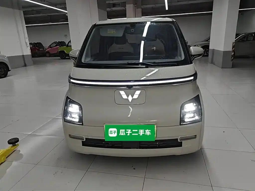 Wuling Air ev Clear Sky 2023 Model, Four-Seat - Advanced Edition — миниатюра 3