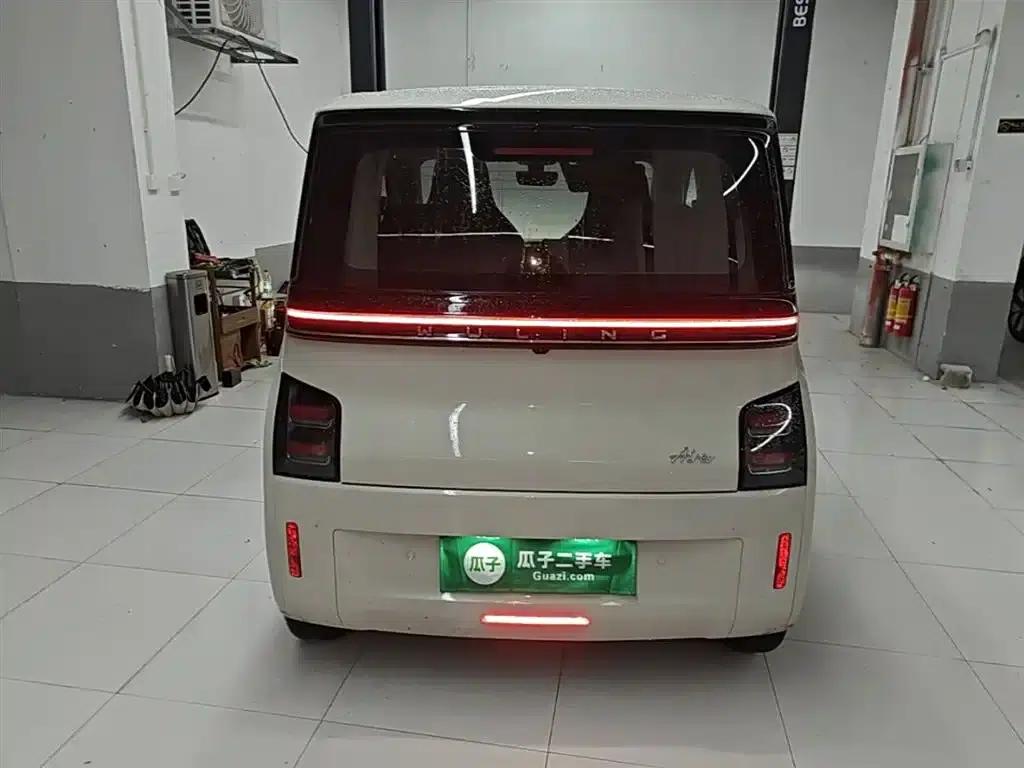 Wuling Air ev Clear Sky 2023 Model, Four-Seat - Advanced Edition — миниатюра 6