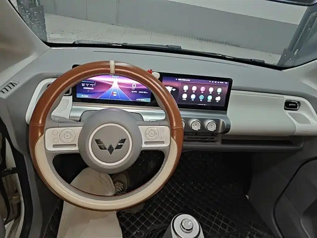 Wuling Air ev Clear Sky 2023 Model, Four-Seat - Advanced Edition — миниатюра 10
