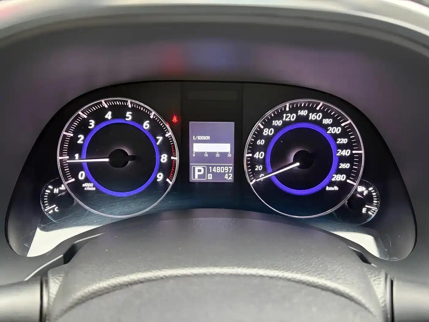 Infiniti QX70 2013 3.7L Standard Edition — миниатюра 14