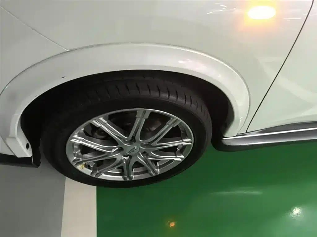 Infiniti ESQ 2014 1.6L Sporty Edition — миниатюра 23