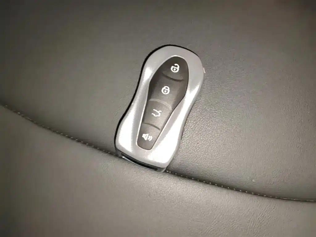 Remote FX 2021 1.8T Smart Connect 5-seater — миниатюра 9