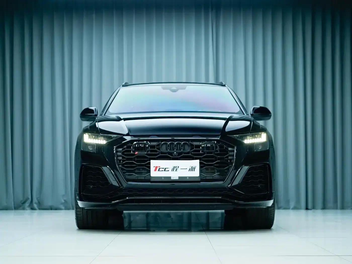 2022 Audi RS Q8 4.0T — миниатюра 2
