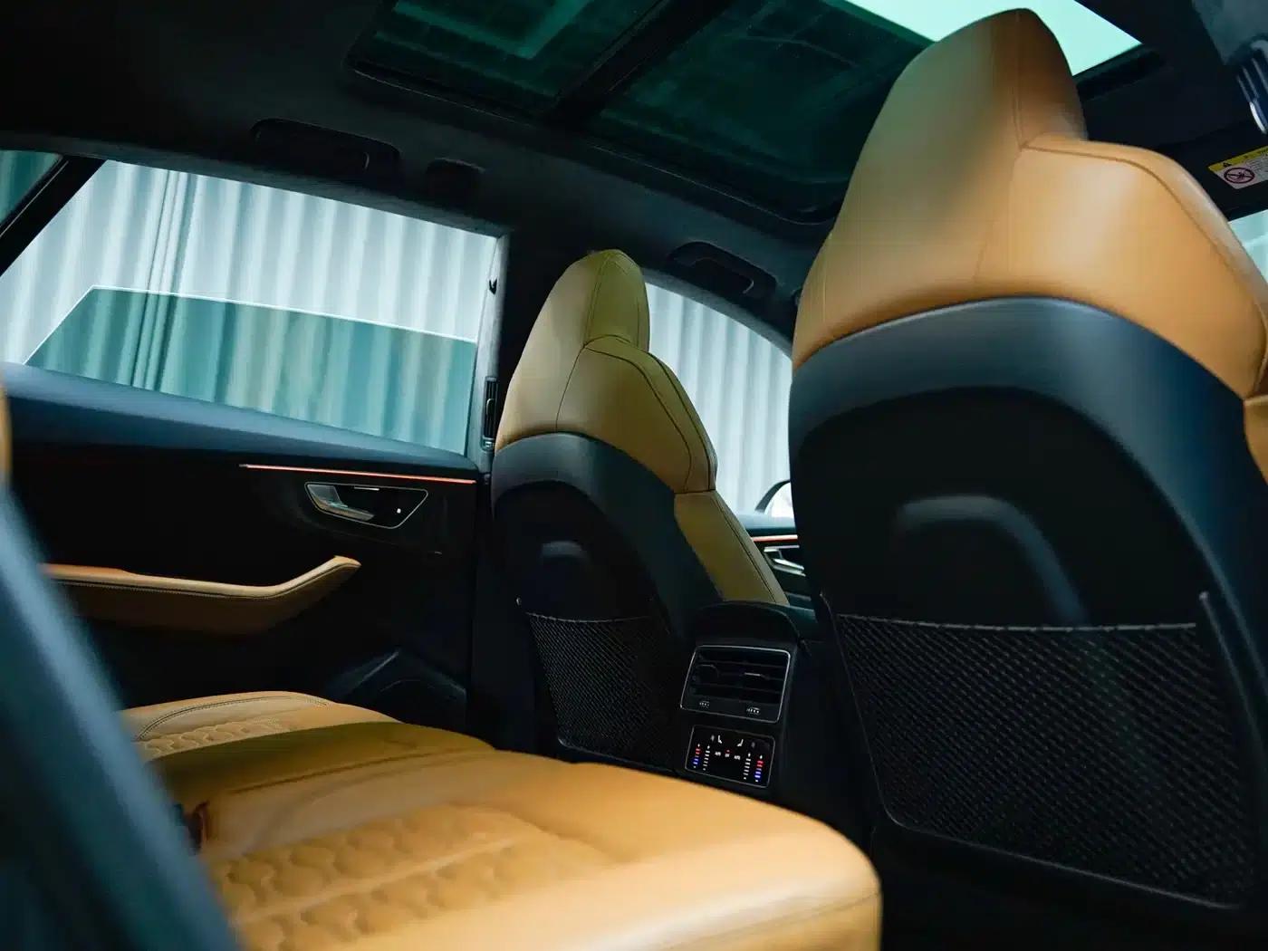 2022 Audi RS Q8 4.0T — миниатюра 16