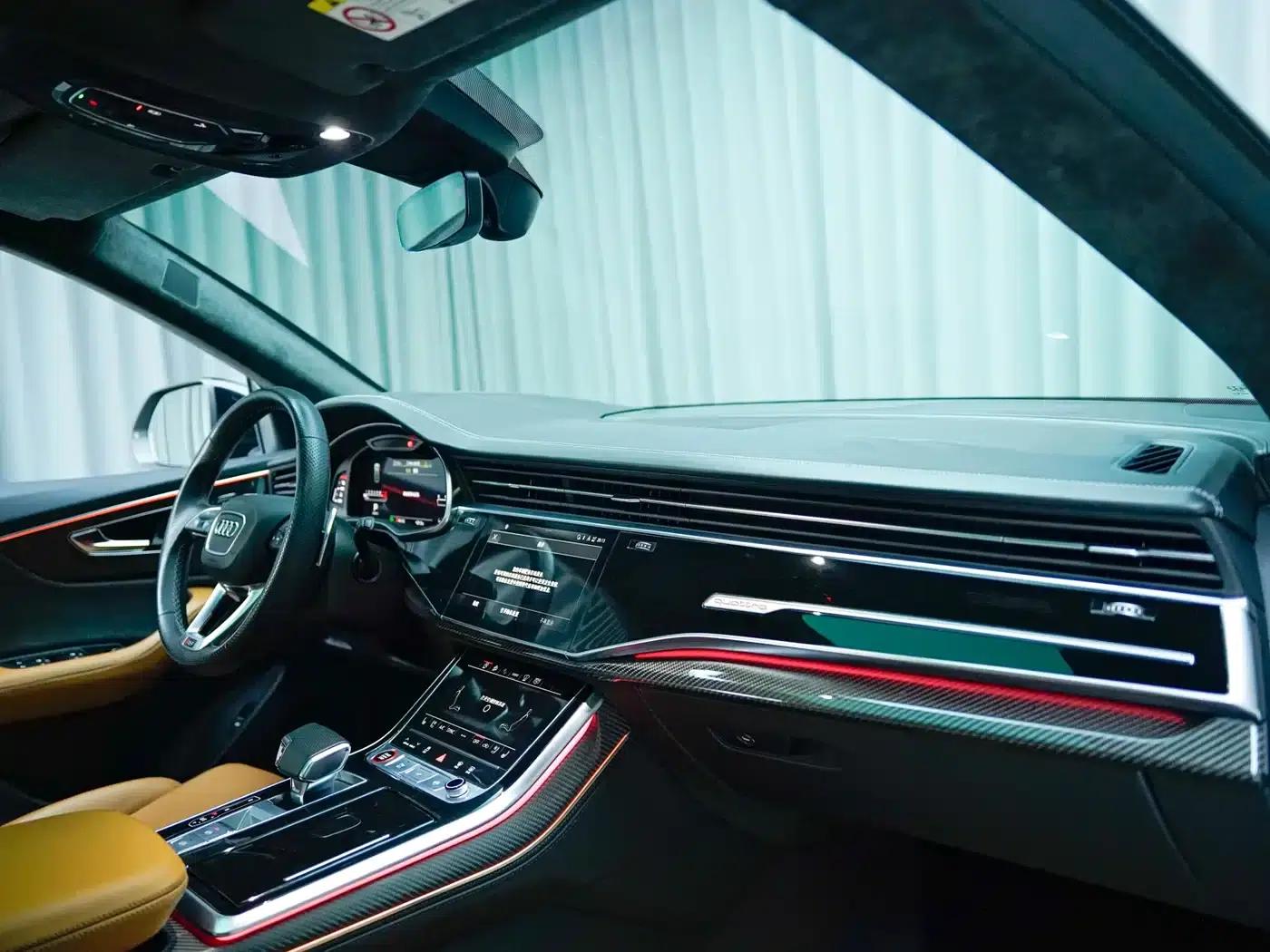 2022 Audi RS Q8 4.0T — миниатюра 17