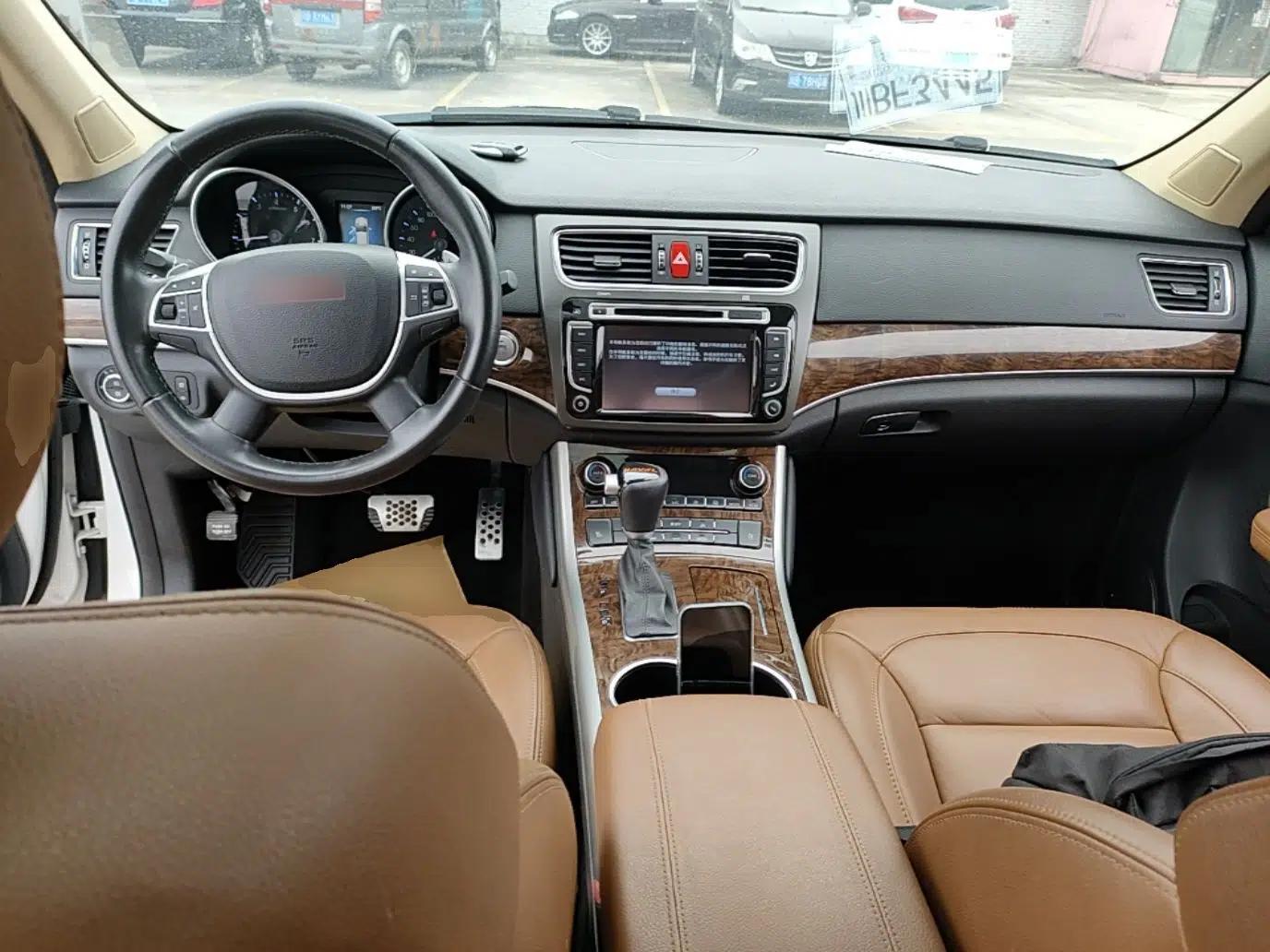 Used Haval H8 2015 2.0T Two-Wheel-Drive Luxury Version — миниатюра 12