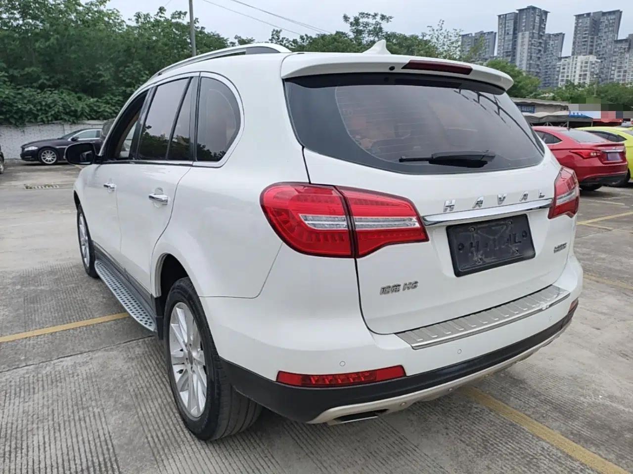 Used Haval H8 2015 2.0T Two-Wheel-Drive Luxury Version — миниатюра 4