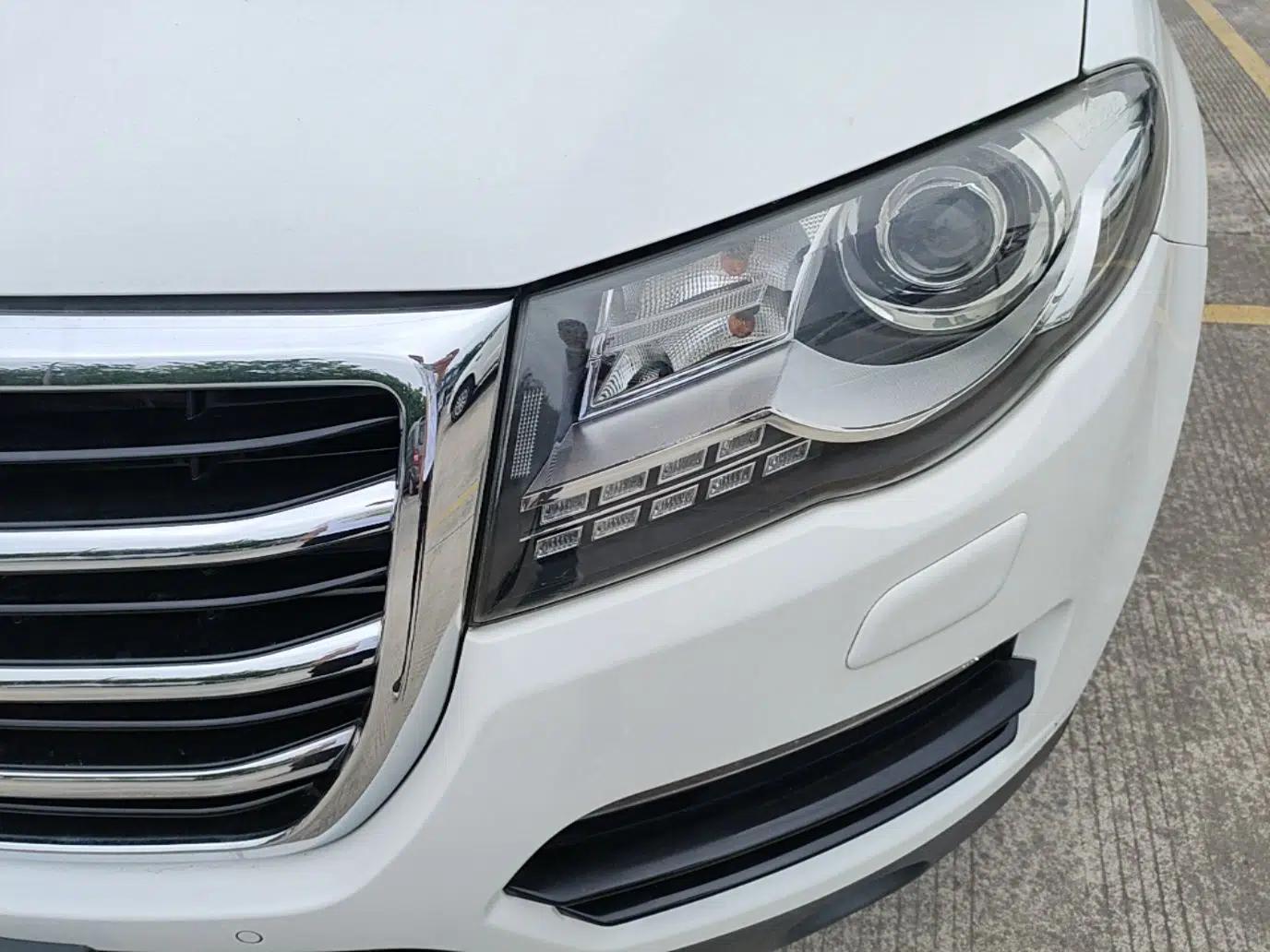 Used Haval H8 2015 2.0T Two-Wheel-Drive Luxury Version — миниатюра 8