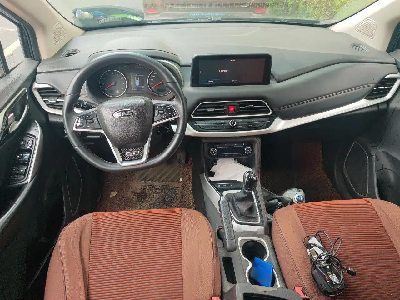 Used JAC Group Refine R3 2018 1.6L Manual Comfort Model — миниатюра 9
