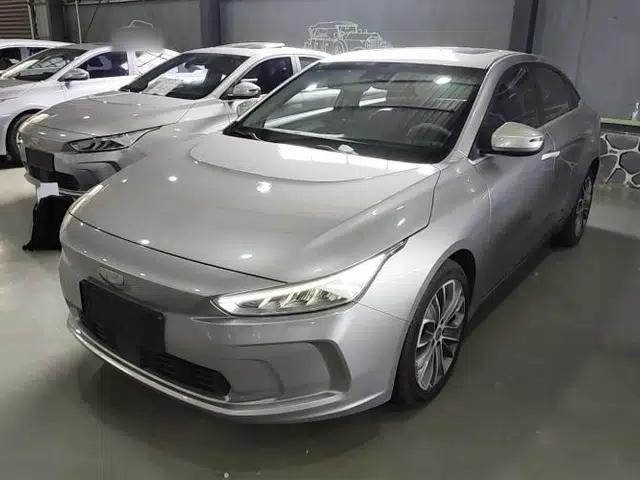 Used Geometry A 2019 High-Value Standard Range Cube Edition