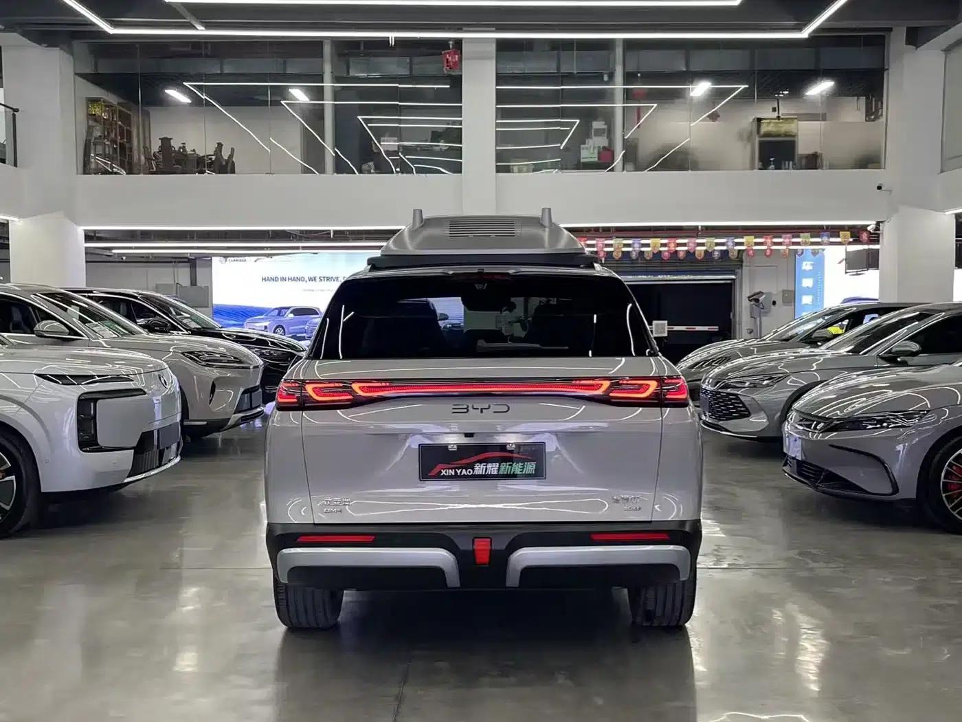 Hiace 07 DM-i 2025 Model 150 Navigator+ Edition — миниатюра 4